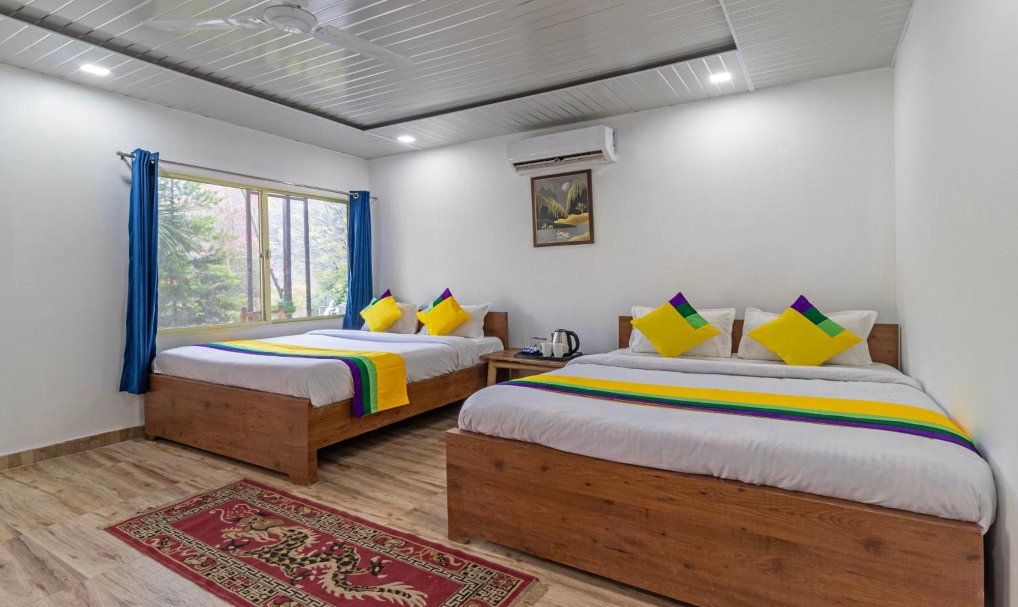 Paddler Zone Hotell Shivpurī Exteriör bild