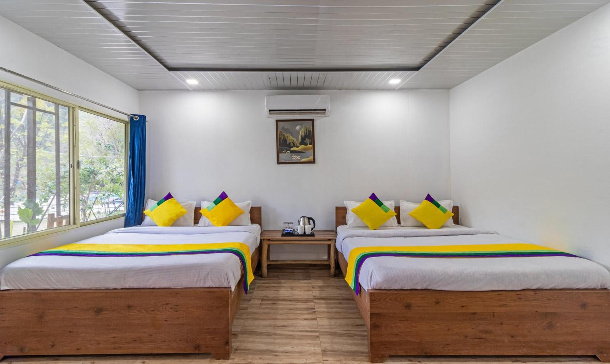 Paddler Zone Hotell Shivpurī Exteriör bild
